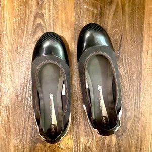 NB New Balance flats, size 11